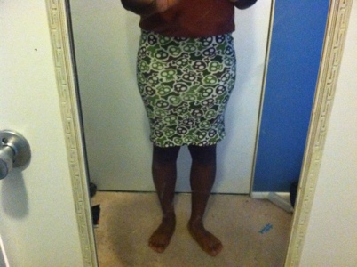 Skull knit pencil skirt